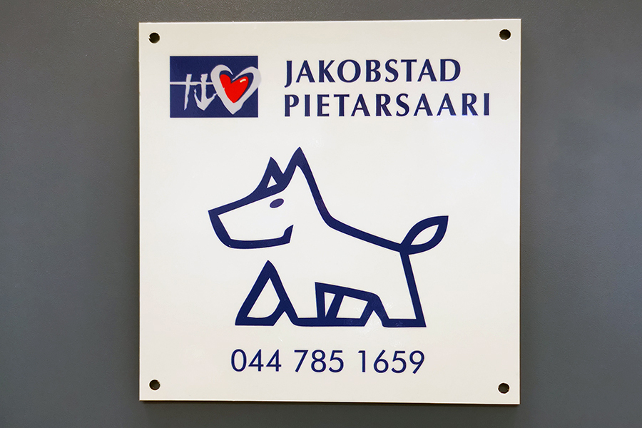 MAINOSLEVY: mainoslevy logokyltti dibond.jpg